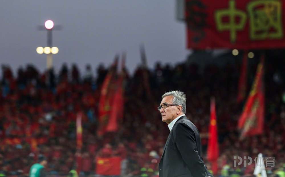 曼联战术揭,强敌面前展,反击神威,皇冠·体育,HG官方,CROWNSPORTS,皇冠体育官网,HG体育平台,皇冠即时比分,皇冠数据,皇冠APP,皇冠娱乐,皇冠竞猜