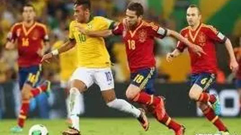 独家揭秘：16岁新星博利亮相巴黎一线队训练营，有望跻身主力轮换！