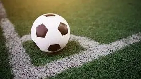 独家揭秘！青岛海牛宿舍惊现鞋柜疑云：外援兰克尔疑带走队友一双“神秘战靴”！