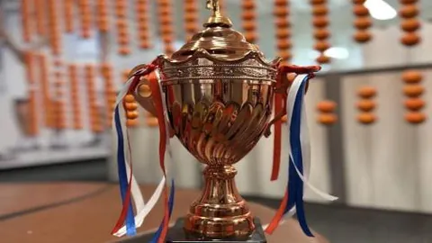 “法国媒体报道：特奥小腿受伤，或错过国家队训练，预计周三重返训练场”